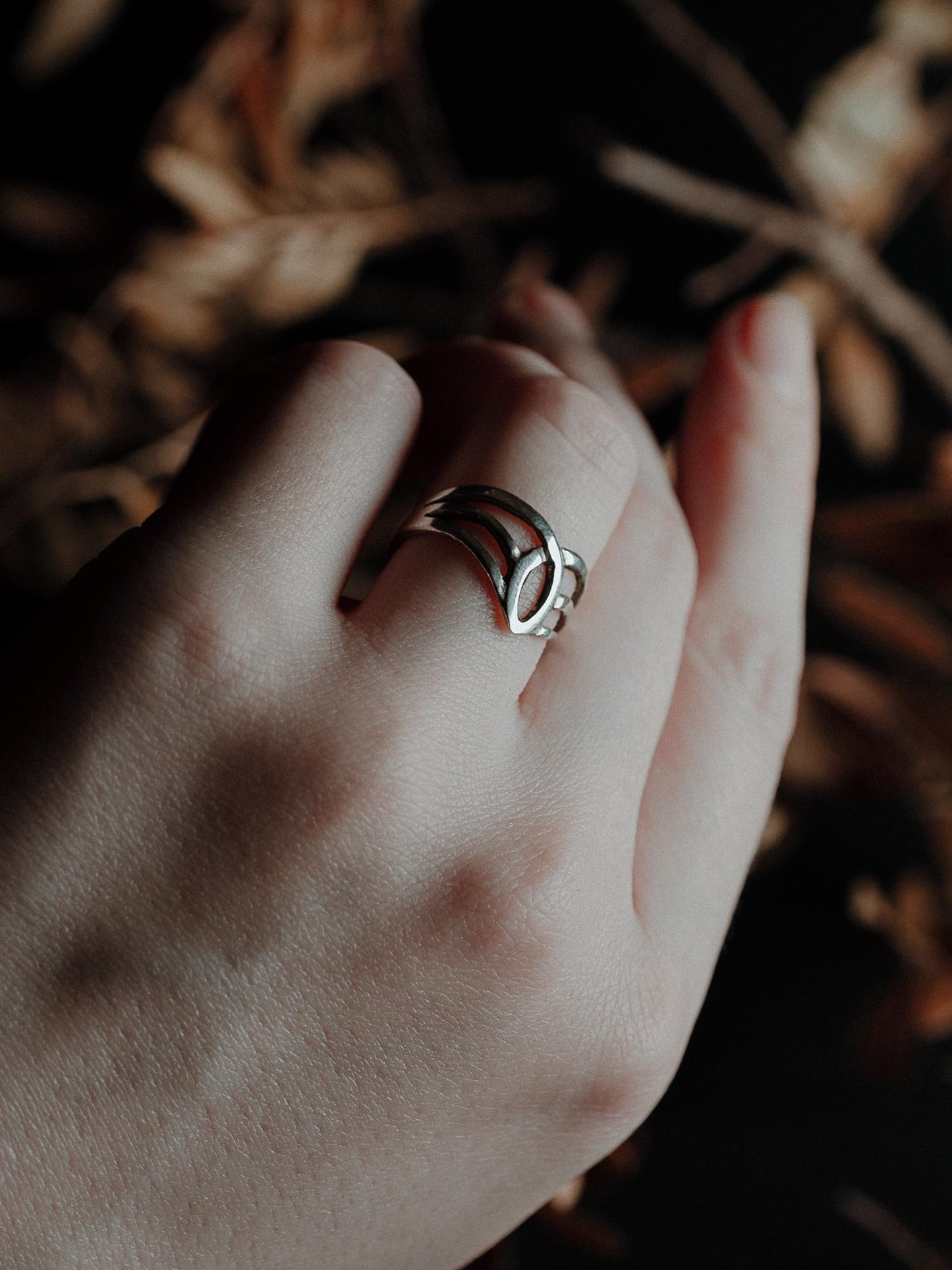 Silver Elven Ring inspired by the Lord of the Rings' Art Nouveau elvish Style