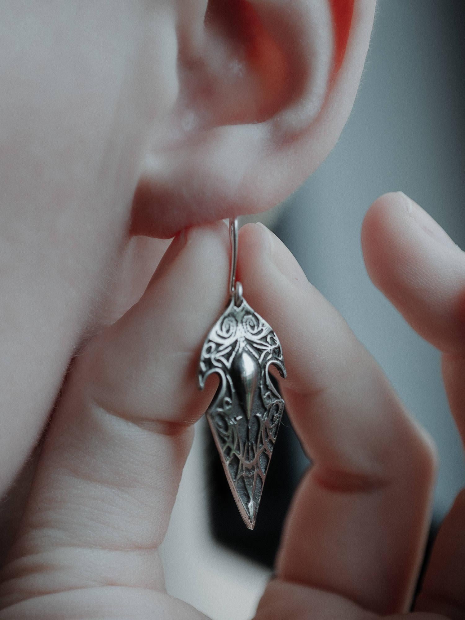 Silver Elvish Earring inspired by Noldor Design from the Lord of the Rings